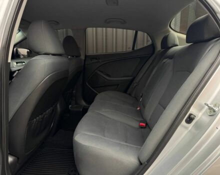 Сірий Кіа Оптіма, об'ємом двигуна 2.4 л та пробігом 183 тис. км за 8800 $, фото 20 на Automoto.ua