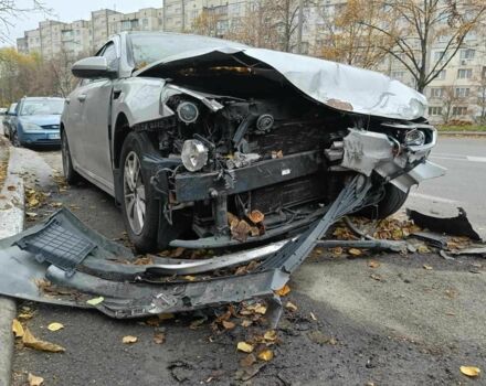 Серый Киа Оптима, объемом двигателя 2 л и пробегом 535 тыс. км за 5000 $, фото 12 на Automoto.ua