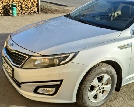 Сірий Кіа Оптіма, об'ємом двигуна 2 л та пробігом 270 тис. км за 8900 $, фото 5 на Automoto.ua