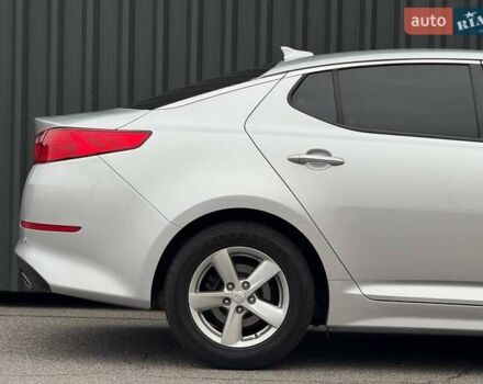 Сірий Кіа Оптіма, об'ємом двигуна 2.36 л та пробігом 183 тис. км за 8800 $, фото 16 на Automoto.ua