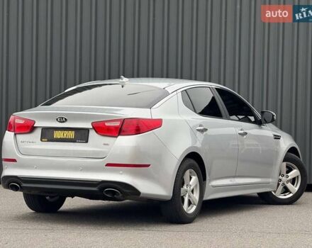 Сірий Кіа Оптіма, об'ємом двигуна 2.36 л та пробігом 183 тис. км за 8800 $, фото 5 на Automoto.ua