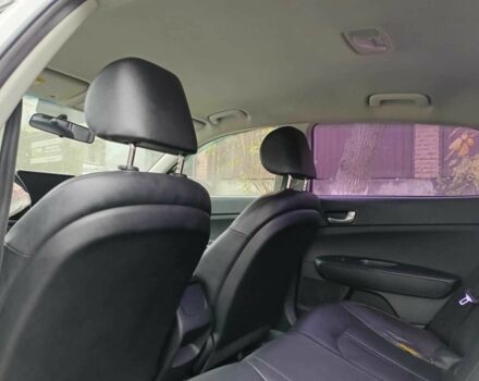 Серый Киа Оптима, объемом двигателя 2 л и пробегом 535 тыс. км за 5000 $, фото 10 на Automoto.ua