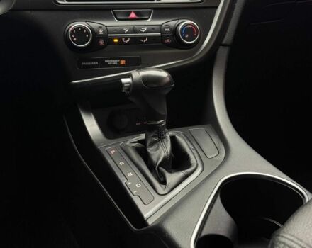 Сірий Кіа Оптіма, об'ємом двигуна 2.4 л та пробігом 183 тис. км за 8800 $, фото 14 на Automoto.ua