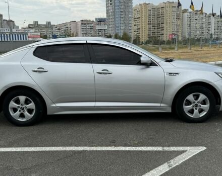 Серый Киа Оптима, объемом двигателя 2 л и пробегом 252 тыс. км за 9700 $, фото 5 на Automoto.ua