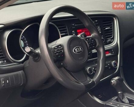 Сірий Кіа Оптіма, об'ємом двигуна 2.36 л та пробігом 183 тис. км за 8800 $, фото 28 на Automoto.ua