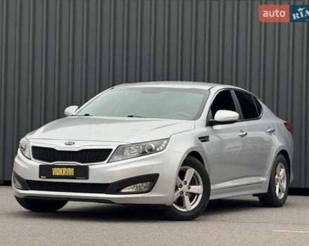 Сірий Кіа Оптіма, об'ємом двигуна 2.36 л та пробігом 183 тис. км за 8800 $, фото 7 на Automoto.ua