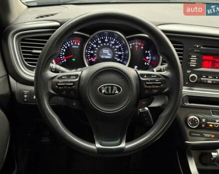 Сірий Кіа Оптіма, об'ємом двигуна 2.36 л та пробігом 183 тис. км за 8800 $, фото 21 на Automoto.ua