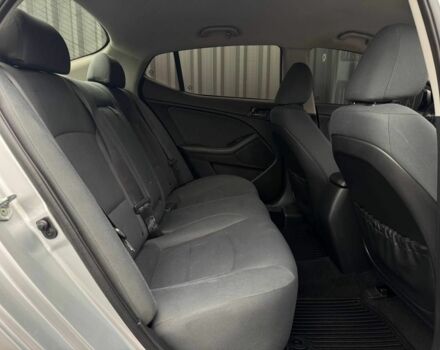 Сірий Кіа Оптіма, об'ємом двигуна 2.4 л та пробігом 183 тис. км за 8800 $, фото 16 на Automoto.ua