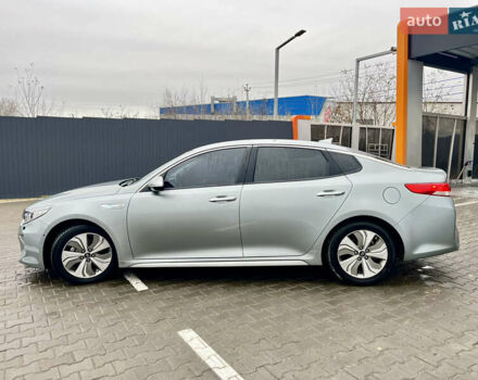 Сірий Кіа Оптіма, об'ємом двигуна 2 л та пробігом 168 тис. км за 11200 $, фото 3 на Automoto.ua