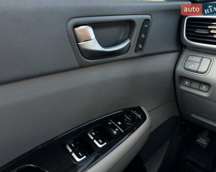 Серый Киа Оптима, объемом двигателя 2.36 л и пробегом 180 тыс. км за 11500 $, фото 23 на Automoto.ua