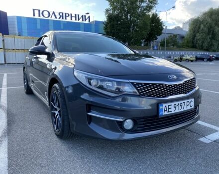 Серый Киа Оптима, объемом двигателя 2 л и пробегом 380 тыс. км за 13900 $, фото 7 на Automoto.ua