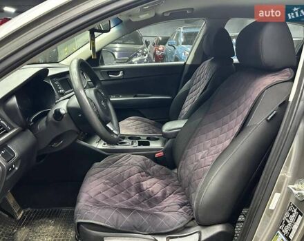 Серый Киа Оптима, объемом двигателя 2.4 л и пробегом 144 тыс. км за 11300 $, фото 7 на Automoto.ua