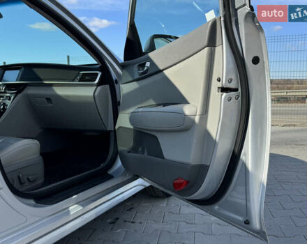 Серый Киа Оптима, объемом двигателя 2.36 л и пробегом 180 тыс. км за 11500 $, фото 31 на Automoto.ua