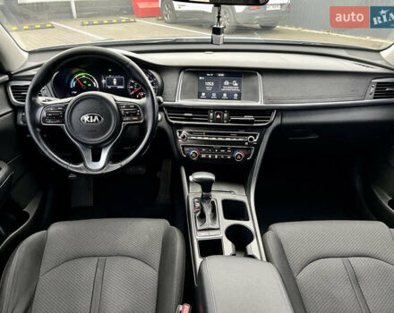 Сірий Кіа Оптіма, об'ємом двигуна 2 л та пробігом 168 тис. км за 11200 $, фото 12 на Automoto.ua
