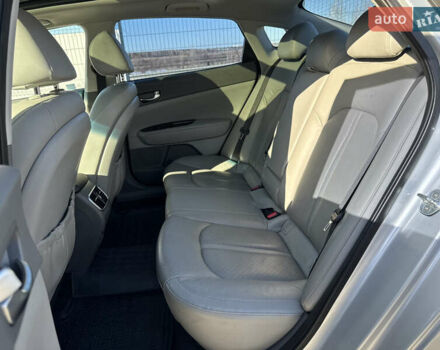 Серый Киа Оптима, объемом двигателя 2.36 л и пробегом 180 тыс. км за 11500 $, фото 13 на Automoto.ua