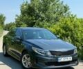 Сірий Кіа Оптіма, об'ємом двигуна 2.36 л та пробігом 160 тис. км за 9999 $, фото 1 на Automoto.ua