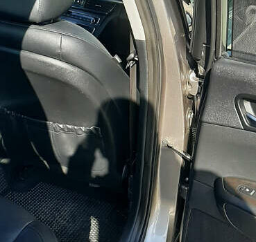 Серый Киа Оптима, объемом двигателя 2.36 л и пробегом 176 тыс. км за 12700 $, фото 7 на Automoto.ua