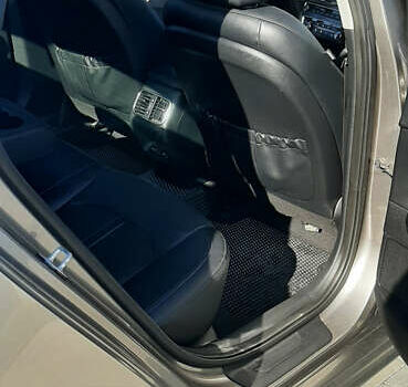 Серый Киа Оптима, объемом двигателя 2.36 л и пробегом 176 тыс. км за 12700 $, фото 11 на Automoto.ua