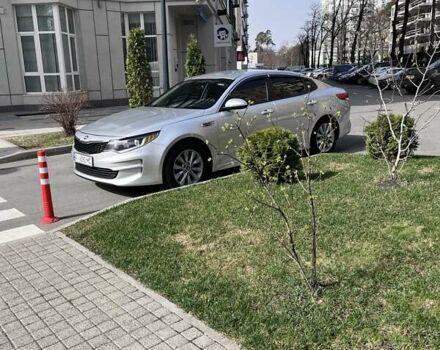 Сірий Кіа Оптіма, об'ємом двигуна 2.4 л та пробігом 210 тис. км за 10500 $, фото 5 на Automoto.ua