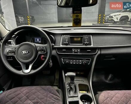 Серый Киа Оптима, объемом двигателя 2.4 л и пробегом 144 тыс. км за 11300 $, фото 9 на Automoto.ua