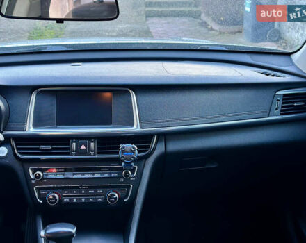 Серый Киа Оптима, объемом двигателя 2 л и пробегом 111 тыс. км за 12700 $, фото 19 на Automoto.ua