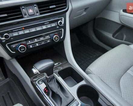 Серый Киа Оптима, объемом двигателя 2.4 л и пробегом 121 тыс. км за 12490 $, фото 17 на Automoto.ua