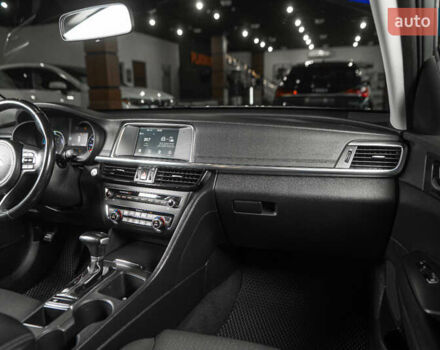 Сірий Кіа Оптіма, об'ємом двигуна 2 л та пробігом 70 тис. км за 16900 $, фото 31 на Automoto.ua