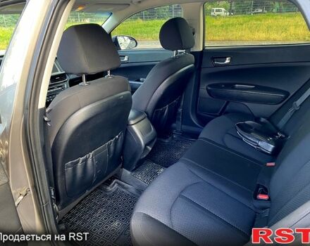 Серый Киа Оптима, объемом двигателя 2.4 л и пробегом 104 тыс. км за 12500 $, фото 9 на Automoto.ua