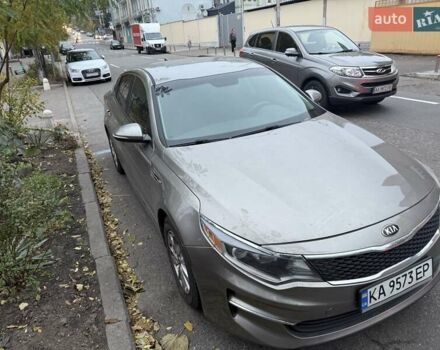 Киа Оптима 2017 в Киеве на Automoto.ua Серый Киа Оптима, объемом двигателя 2.36 л и пробегом 101 тыс. км за 11500 $, фото 4 на Automoto.ua