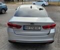 Серый Киа Оптима, объемом двигателя 2.4 л и пробегом 160 тыс. км за 10000 $, фото 7 на Automoto.ua