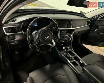 Сірий Кіа Оптіма, об'ємом двигуна 2 л та пробігом 88 тис. км за 2900 $, фото 6 на Automoto.ua