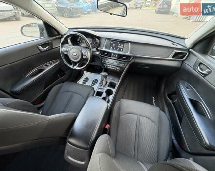 Серый Киа Оптима, объемом двигателя 2 л и пробегом 113 тыс. км за 12750 $, фото 6 на Automoto.ua