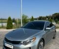 Сірий Кіа Оптіма, об'ємом двигуна 2 л та пробігом 169 тис. км за 17000 $, фото 1 на Automoto.ua