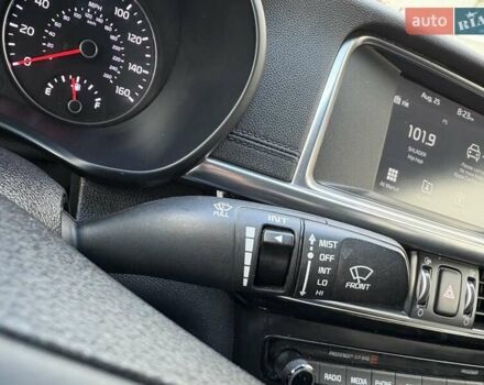 Серый Киа Оптима, объемом двигателя 2 л и пробегом 113 тыс. км за 12750 $, фото 19 на Automoto.ua