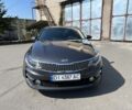 Сірий Кіа Оптіма, об'ємом двигуна 2 л та пробігом 163 тис. км за 14000 $, фото 1 на Automoto.ua
