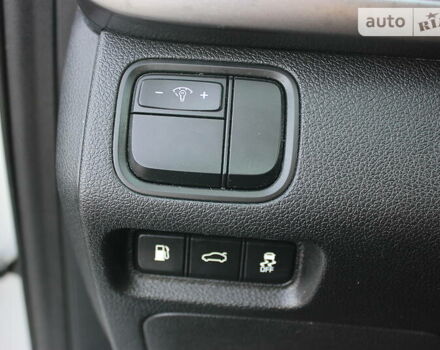 Серый Киа Оптима, объемом двигателя 2.4 л и пробегом 128 тыс. км за 11950 $, фото 65 на Automoto.ua