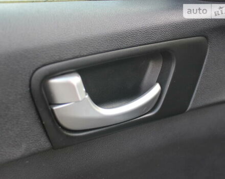 Серый Киа Оптима, объемом двигателя 2.4 л и пробегом 128 тыс. км за 11950 $, фото 64 на Automoto.ua