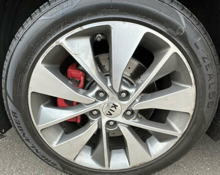 Сірий Кіа Оптіма, об'ємом двигуна 2 л та пробігом 142 тис. км за 10800 $, фото 4 на Automoto.ua