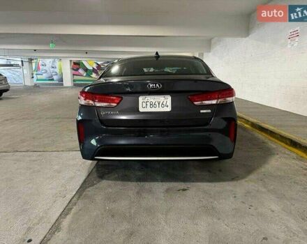 Сірий Кіа Оптіма, об'ємом двигуна 2 л та пробігом 88 тис. км за 2900 $, фото 3 на Automoto.ua