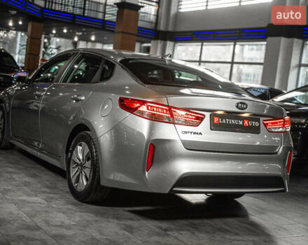 Сірий Кіа Оптіма, об'ємом двигуна 2 л та пробігом 70 тис. км за 16900 $, фото 21 на Automoto.ua