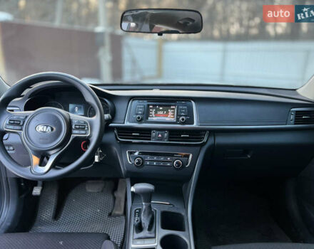 Серый Киа Оптима, объемом двигателя 2.36 л и пробегом 130 тыс. км за 12300 $, фото 11 на Automoto.ua
