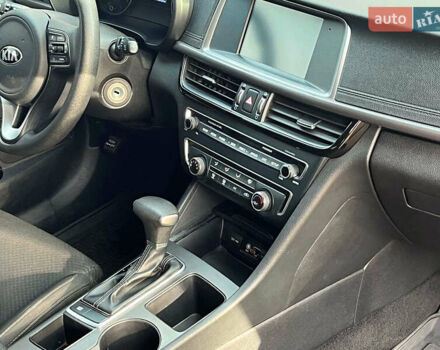 Серый Киа Оптима, объемом двигателя 2.4 л и пробегом 101 тыс. км за 10490 $, фото 17 на Automoto.ua