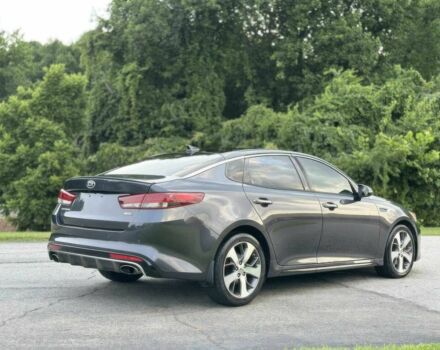 Серый Киа Оптима, объемом двигателя 2 л и пробегом 32 тыс. км за 9600 $, фото 4 на Automoto.ua