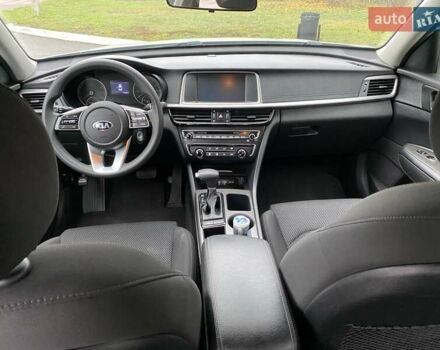 Сірий Кіа Оптіма, об'ємом двигуна 2.36 л та пробігом 117 тис. км за 13500 $, фото 5 на Automoto.ua
