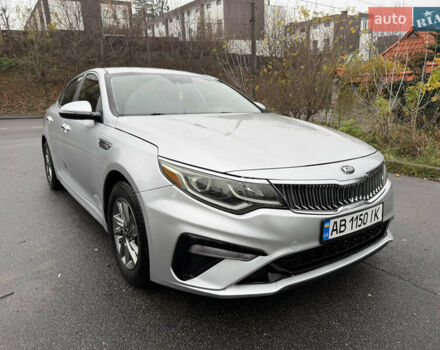 Сірий Кіа Оптіма, об'ємом двигуна 2.36 л та пробігом 171 тис. км за 13500 $, фото 1 на Automoto.ua