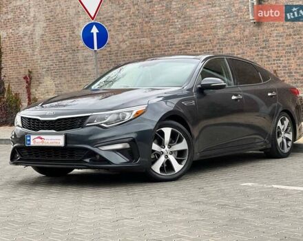 Серый Киа Оптима, объемом двигателя 2.36 л и пробегом 180 тыс. км за 13900 $, фото 3 на Automoto.ua