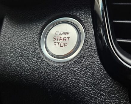 Сірий Кіа Оптіма, об'ємом двигуна 2 л та пробігом 206 тис. км за 14500 $, фото 2 на Automoto.ua