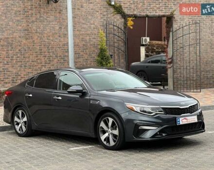 Серый Киа Оптима, объемом двигателя 2.36 л и пробегом 180 тыс. км за 13900 $, фото 8 на Automoto.ua