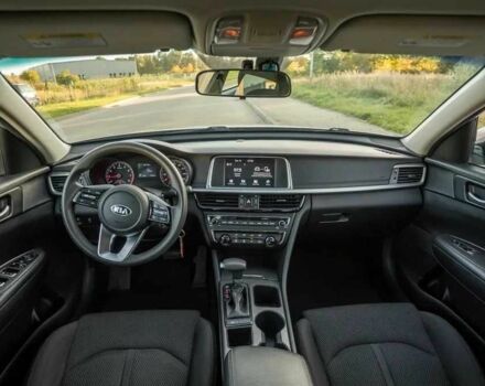 Серый Киа Оптима, объемом двигателя 2 л и пробегом 103 тыс. км за 10999 $, фото 5 на Automoto.ua