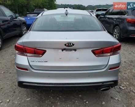 Серый Киа Оптима, объемом двигателя 2.36 л и пробегом 130 тыс. км за 2500 $, фото 5 на Automoto.ua